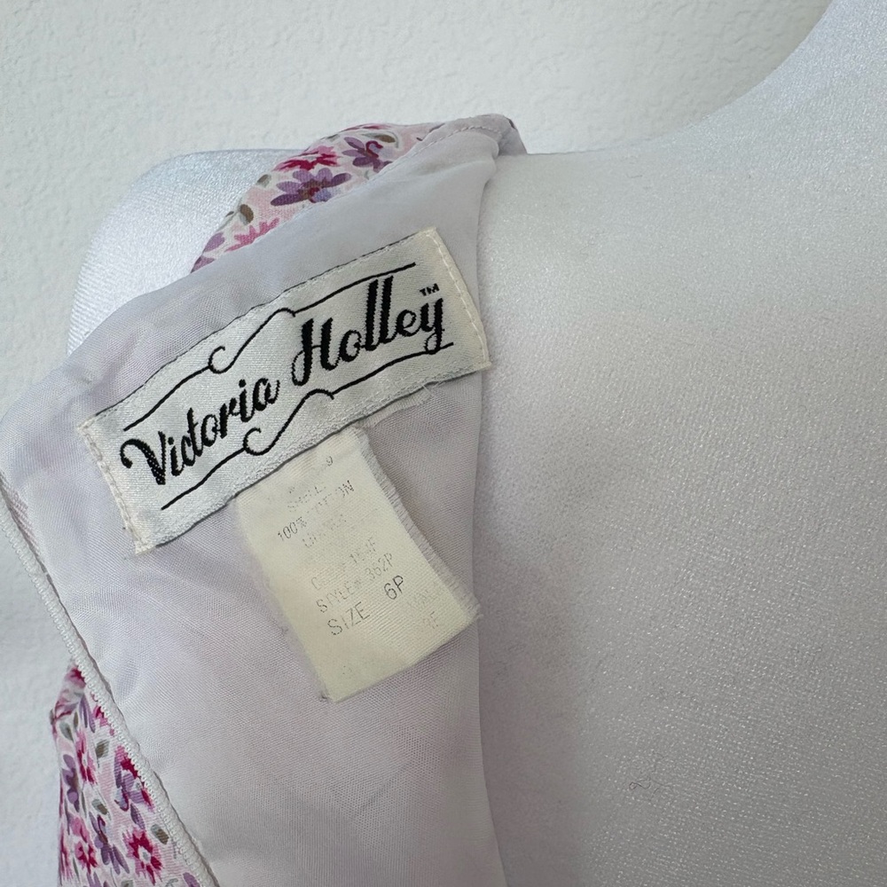 Pink Floral Midi Dress with Delicate Print - Picture 7 of 7